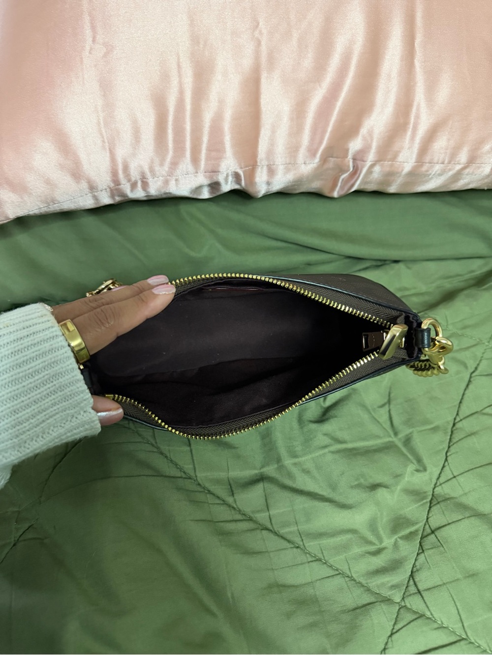 Coach Teri Shoulder Bag - Picture 4 of 6